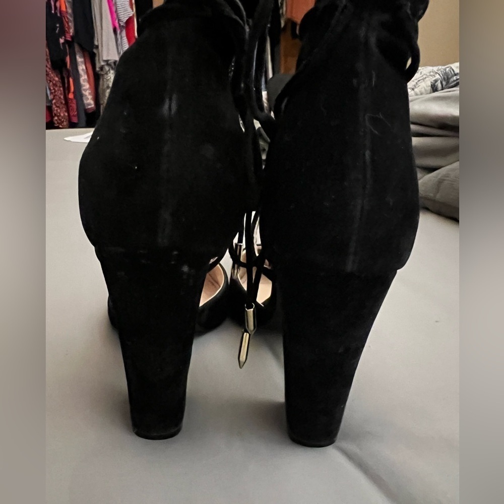Lulu’s Faux Suede Ankle Tie Heels 7.5 - Picture 7 of 7